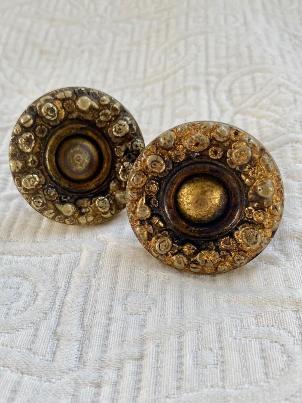 Antique Brass Knobs, Drawers, Cabinet Pulls, Decorative Hardware